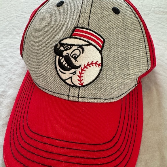 CINCINNATI REDS (REDLEGS) FOX SPORTS, Ohio baseball cap! - Picture 2 of 14